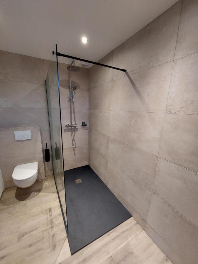 La Chambre Des Onglous Marseillan  Ngoại thất bức ảnh