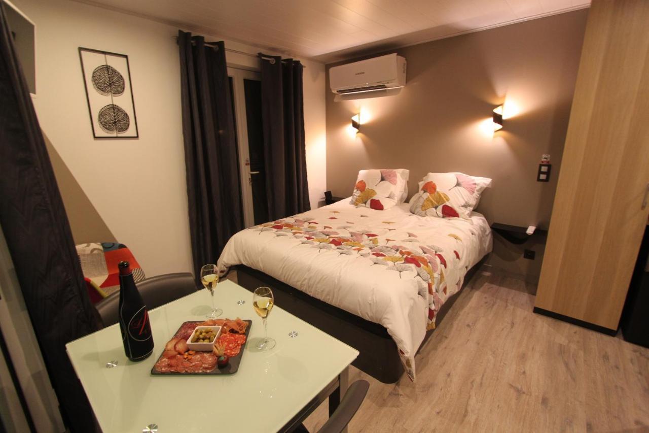 La Chambre Des Onglous Marseillan  Ngoại thất bức ảnh
