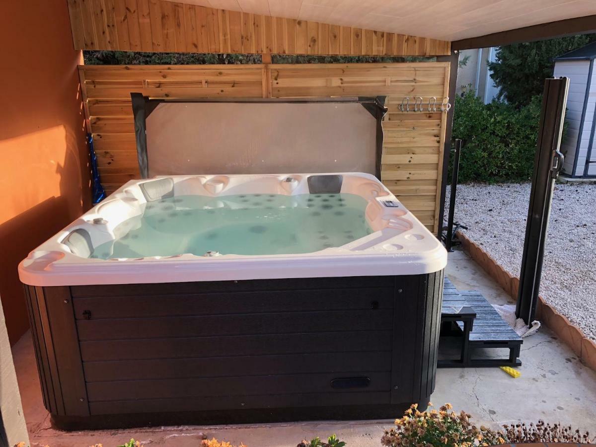 La Chambre Des Onglous Marseillan  Ngoại thất bức ảnh